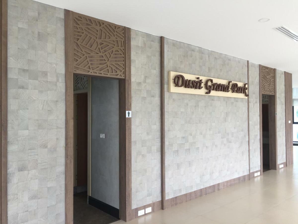 Dusit Grand Park Jomtien Apartment/By Khemanich Exteriör bild